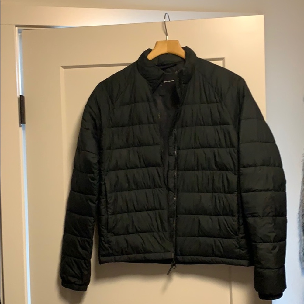 Everlane lightweight puffer